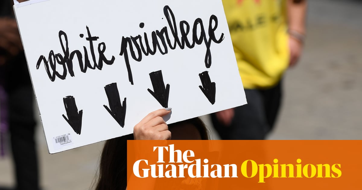 4928.jpg?width=1200&height=630&quality=8