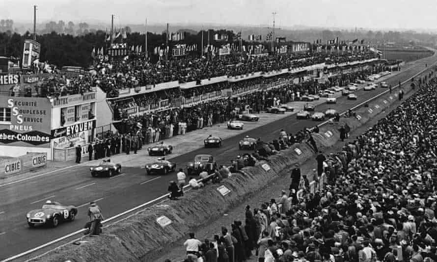 The Stirling Moss-Peter Collins Aston Martin DB3S in second position, at the start of the 1956 Le Mans 24-hour race.