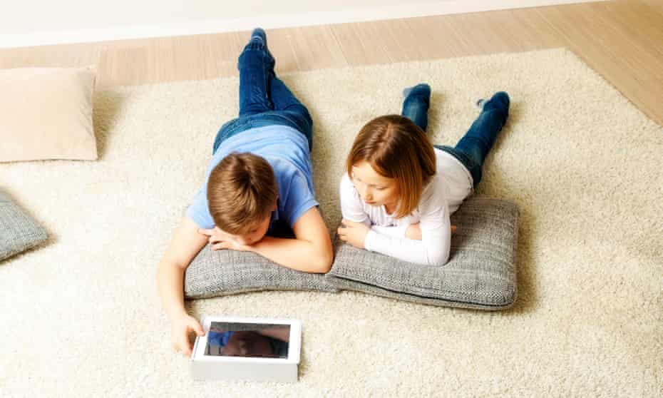 Children using tablet computer at home, Munich, Bavaria, GermanyChildren, Digital Tablet, Internet, Playing