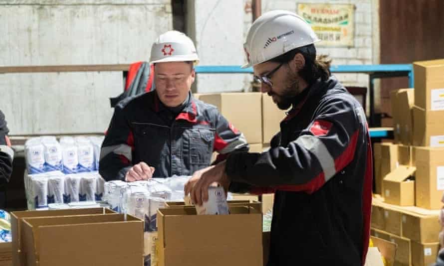 Metinvest workers