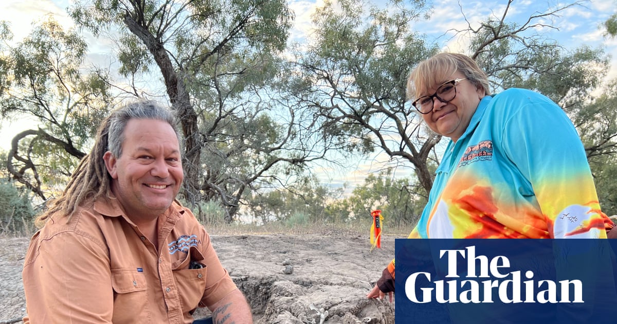 Ancient Dingo Burial Site Highlights Indigenous Stewardship and Colonial Disruption