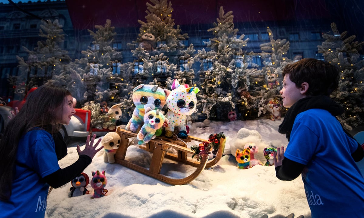 Toys Could Be In Short Supply This Christmas So Get Buying Now Industry Warns Retail Industry The Guardian