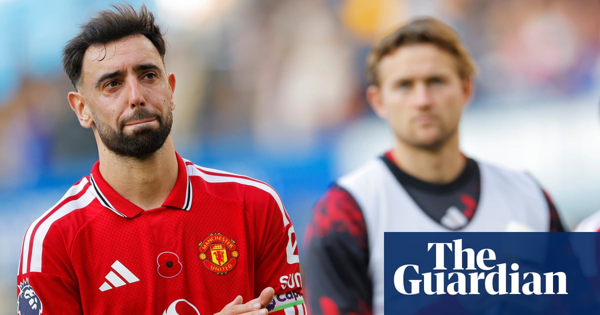 Manchester United’s capitulation at Chelsea paints picture of a club that barely exists | Barney Ronay