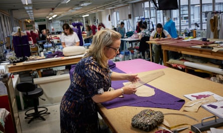 قسم الأزياء بالمسرح القومي.