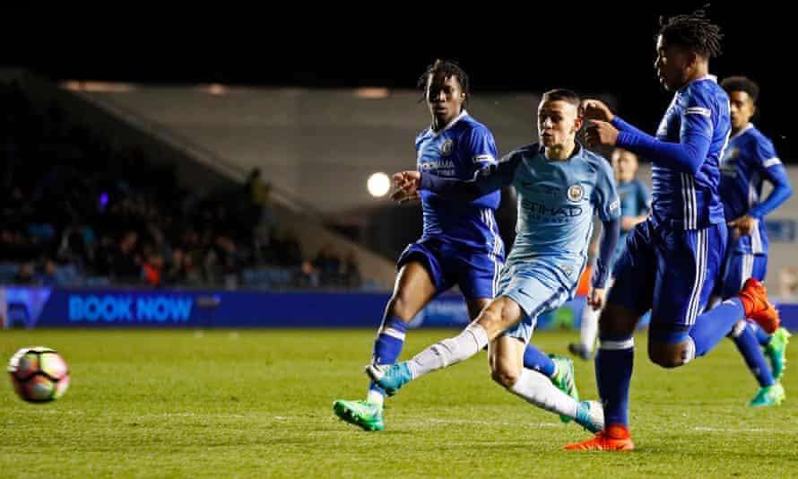 Manchester City And Chelsea Share Honours In Fa Youth Cup Final First Leg Fa Youth Cup The Guardian Manchester City And Chelsea Share Honours In Fa Youth Cup Final First Leg Fa Youth Cup The Guardian