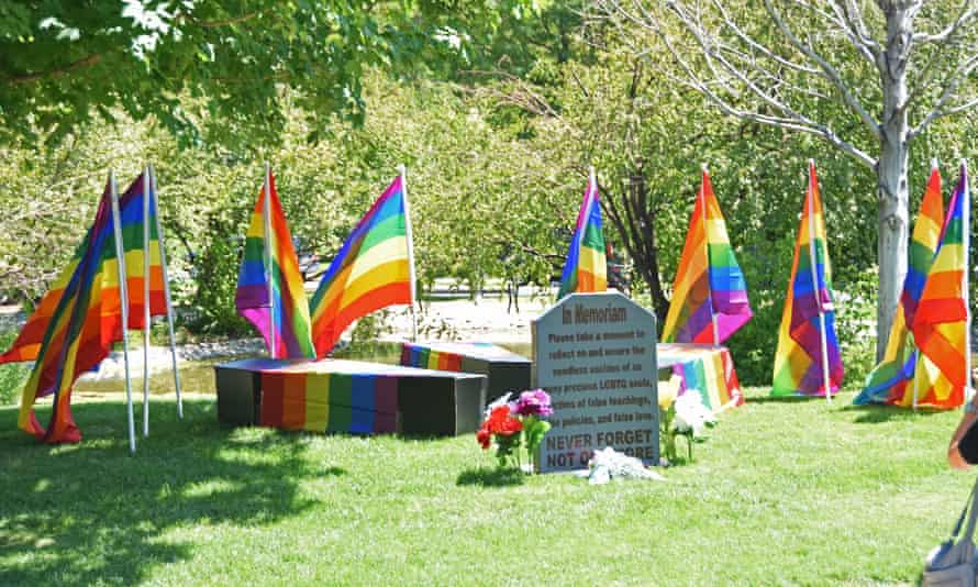 A memorial was set up at the mass resignation event to honor LGBT people who have committed suicide.