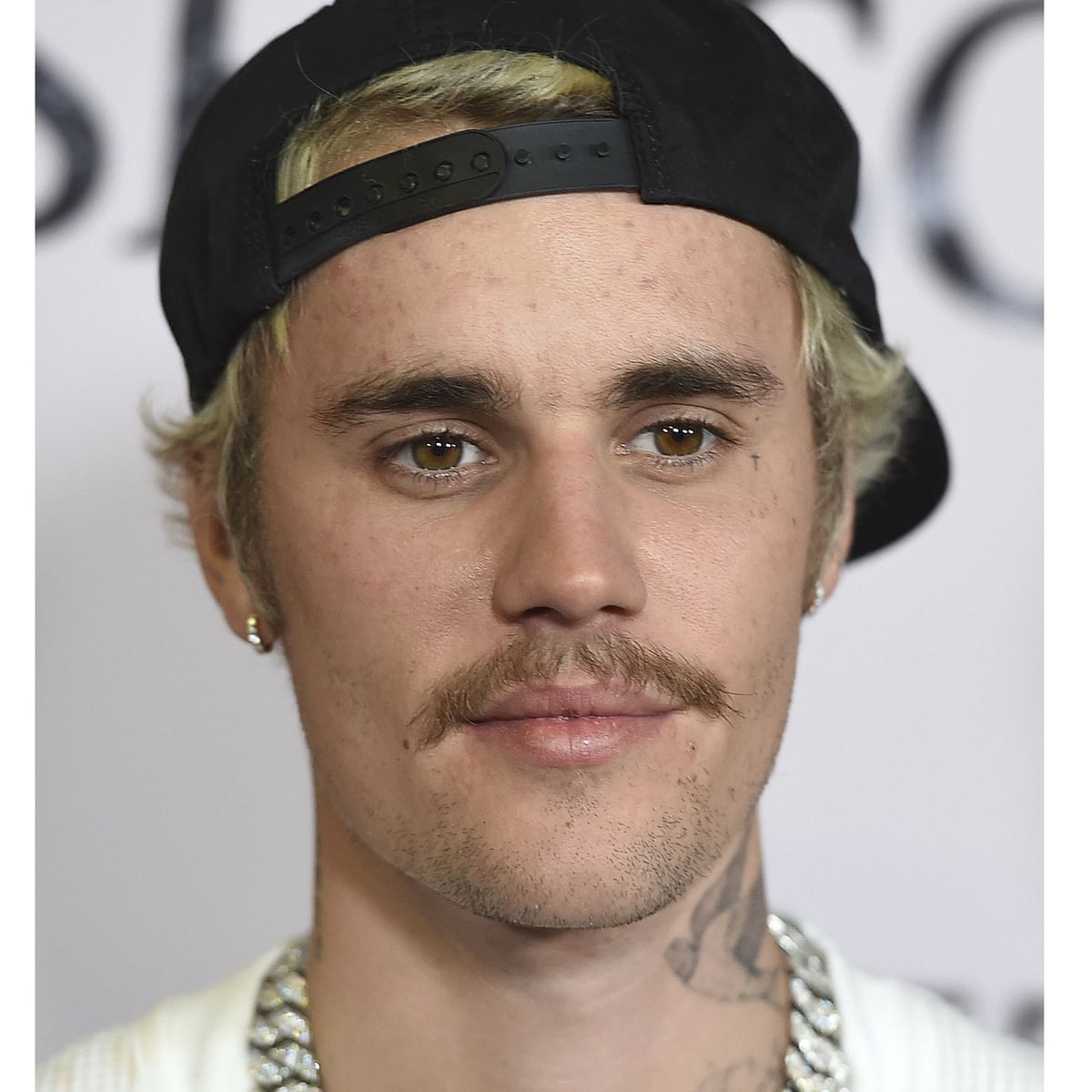 Justin Bieber Accused Of Cultural Appropriation Over Hairstyle Fashion The Guardian Justin Bieber Accused Of Cultural Appropriation Over Hairstyle Fashion The Guardian