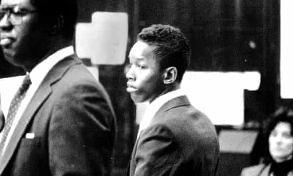 Kharey Wise がセントラルパークのジョガー事件で罪状認否を受けたときの法廷での様子。