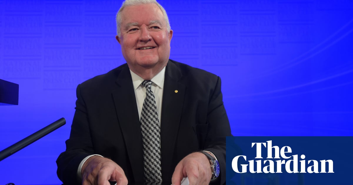 Former Australian chief scientist to head review of carbon credit scheme after whistleblower revelations