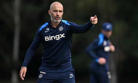 Enzo Maresca during a training session