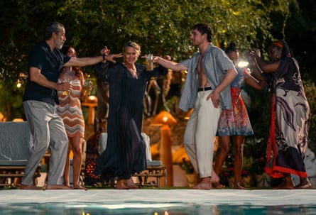 Waleed Zuaiter, Robin Wright and Laurie Davidson in The Girlfriend.