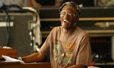 Bernie Worrell, who co-founded Parliament-Funkadelic died on Friday, 24 June, 2016. He was diagnosed with stage four lung cancer in January 2016. 
