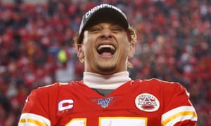 Patrick Mahomes tenía muchas razones para estar alegre el domingo