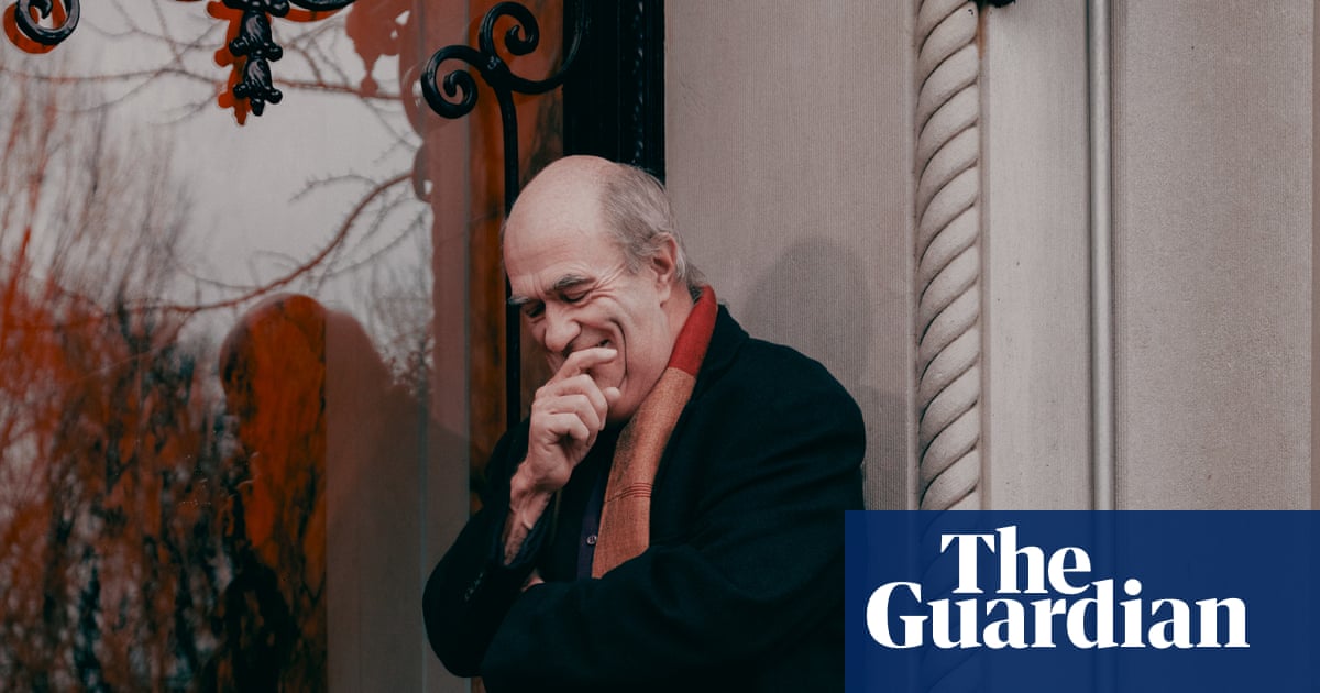 The News from Dublin by Colm Tóibín review – subtle short stories about being far from home