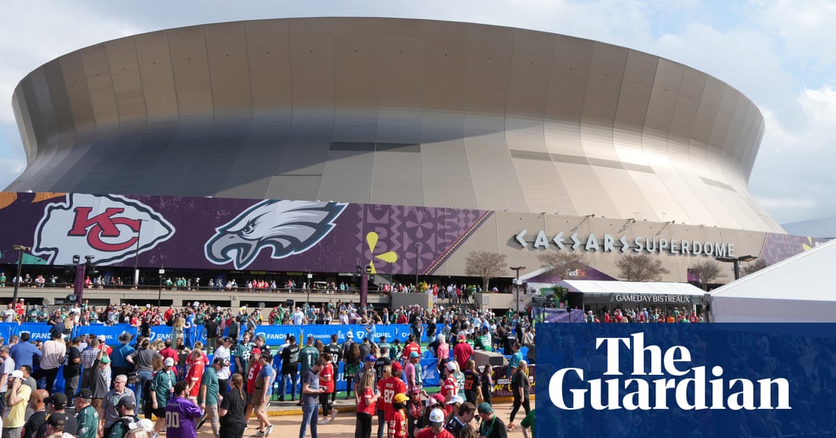 Trump heads to New Orleans as first sitting president to attend Super Bowl