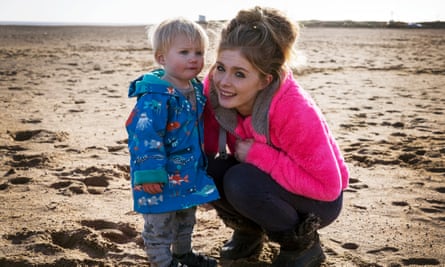 Chloe Holmes with son Jenson