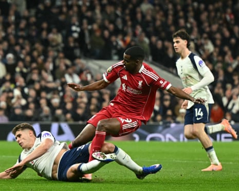 Alexander Isak should return from injury for Liverpool in April, says Arne Slot | Liverpool | The Guardian