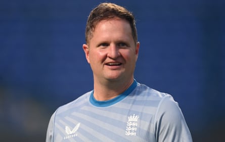 Rob Key watching a nets session