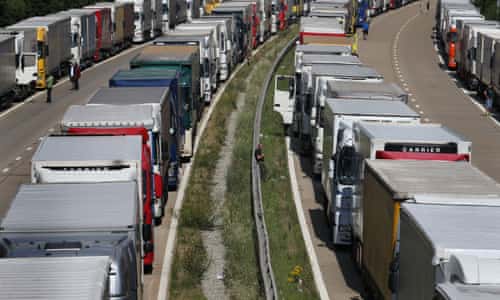 Second Kent motorway may be turned into lorry park