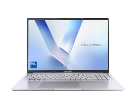 10 Screen | Intel Core 7-150U | 16GB RAM | 1TB PCIe SSD | Windows 11 | Silver