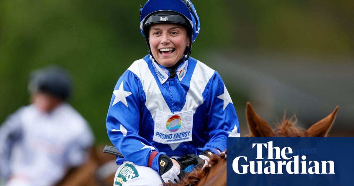 200-1 winner Heavenly Heather kicks off Easter racing with major shock