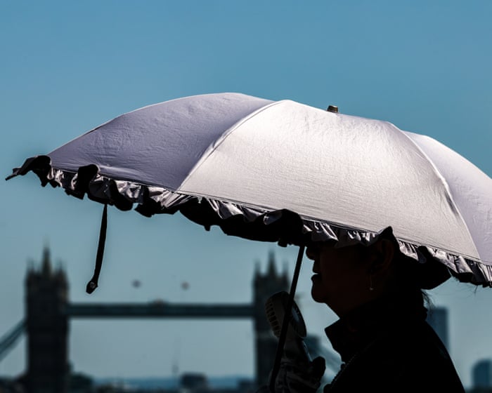 ‘National scandal’: extreme heat linked to 40,000 deaths in England between 1988 and 2025