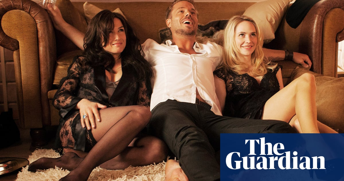 The Swingers: an eye-poppingly sexy, druggy Dutch soap Telev
