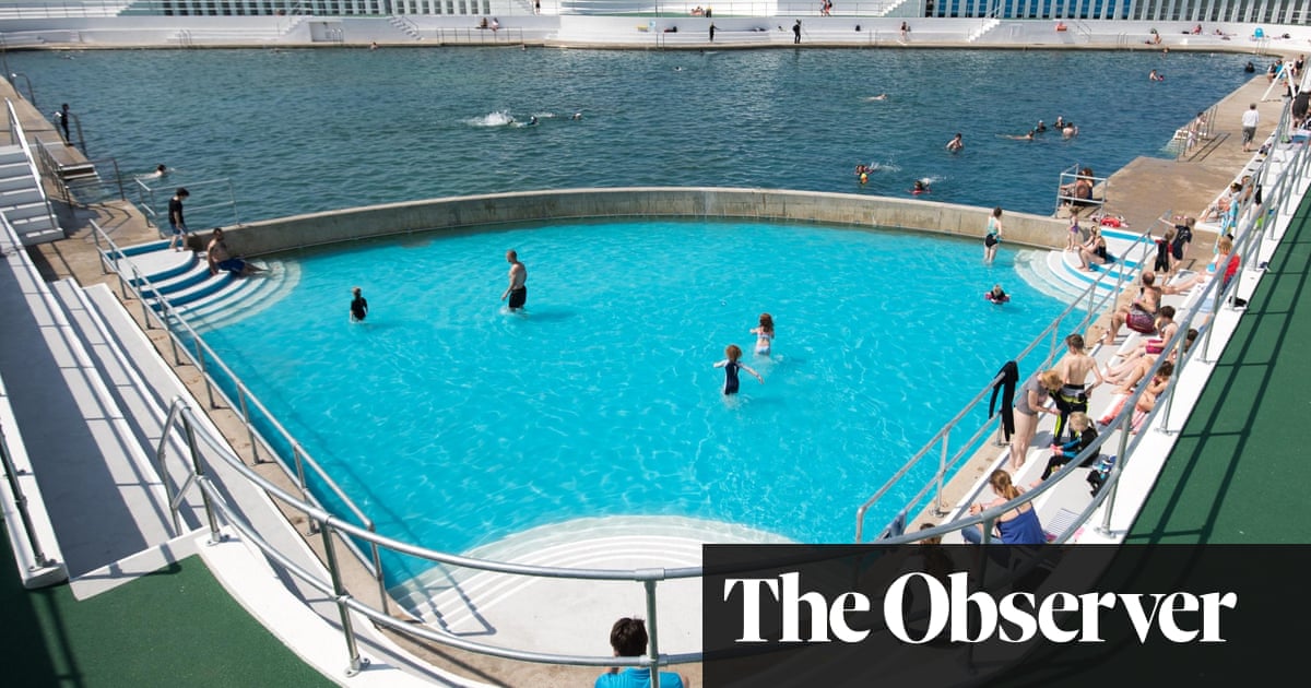 Lidos Uk Rekindles Passion For Swimming Life And Style The