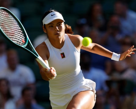 Emma Raducanu plays a forehand