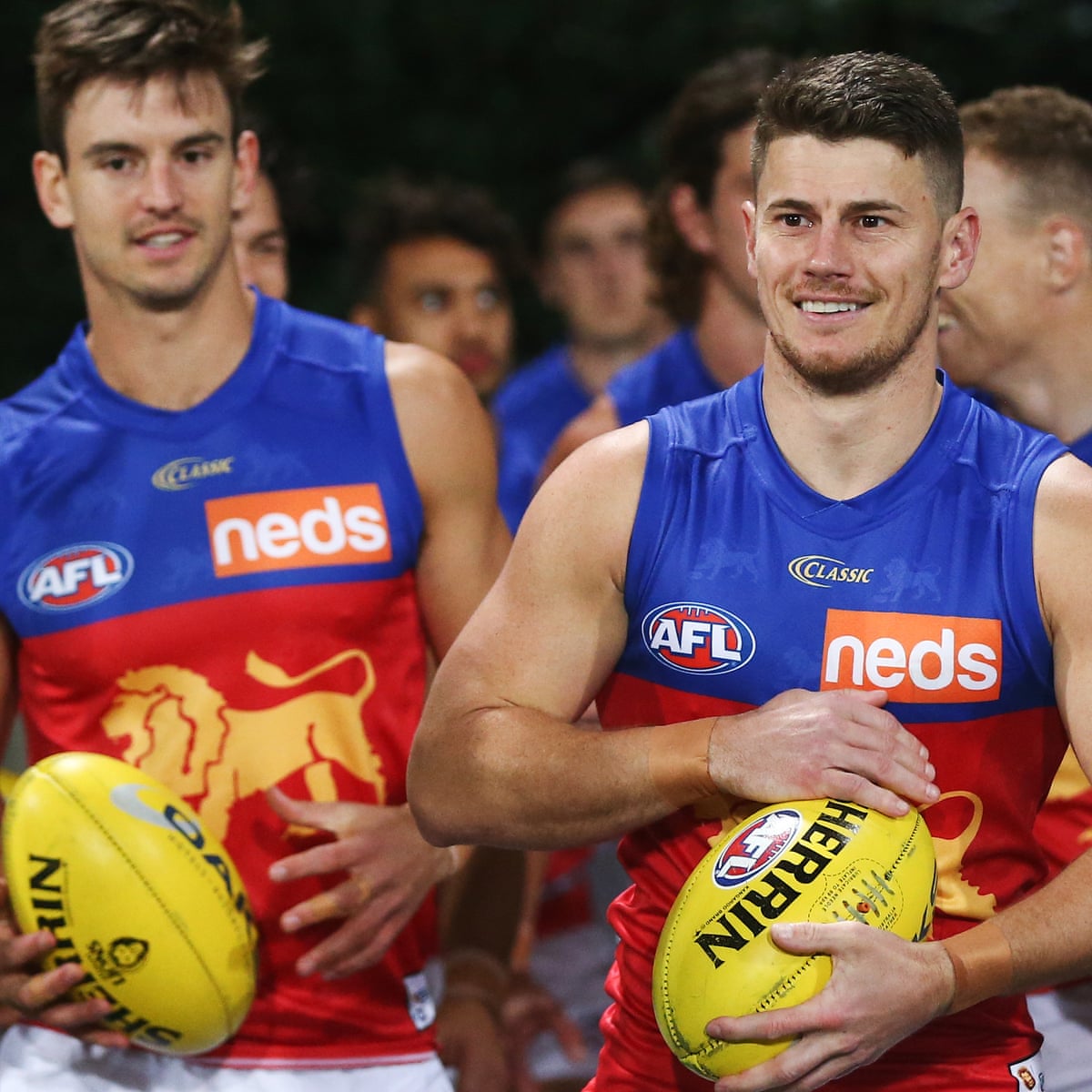 Queensland To Host All Victorian Clubs As Afl Tries To Stave Off Covid 19 Threat Afl The Guardian