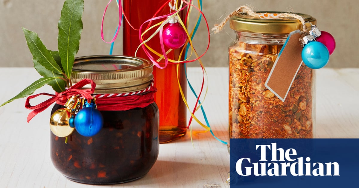 Spice up your life: Thomasina Miers’ recipes for chilli jar gifts