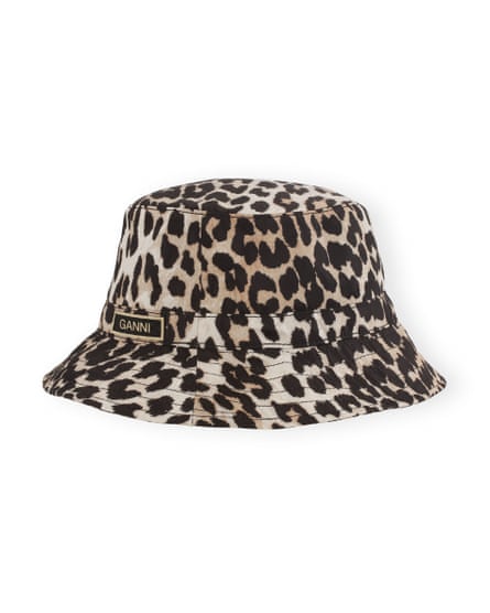 Chapeau, 85 £, ganni.com