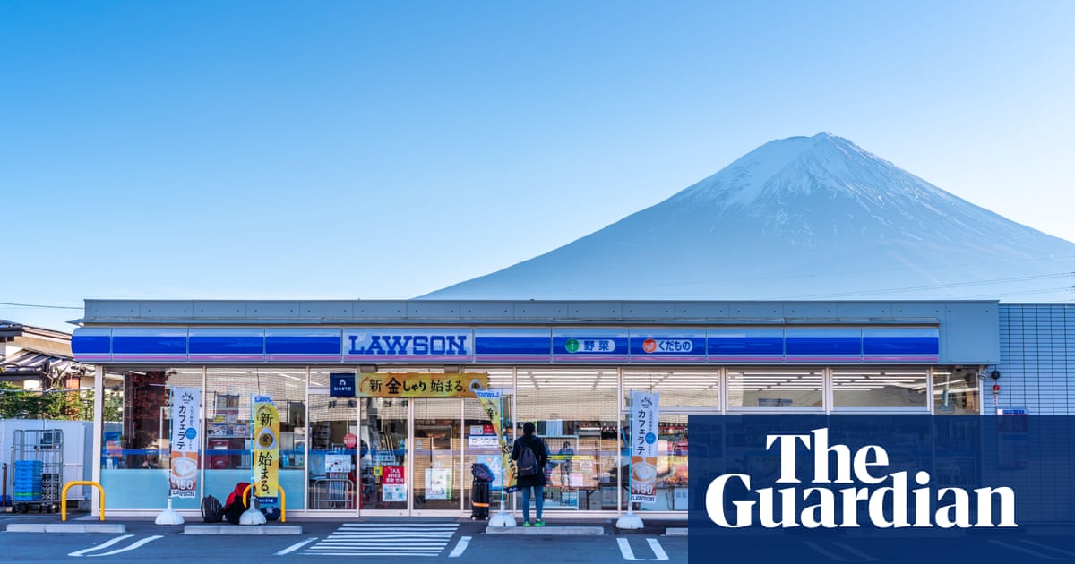 Japan town to block Mount Fuji view after tourists overcrowd popular photo spot | Japan