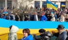 Russian soldiers release Ukraine town's mayor and agree to leave after protests