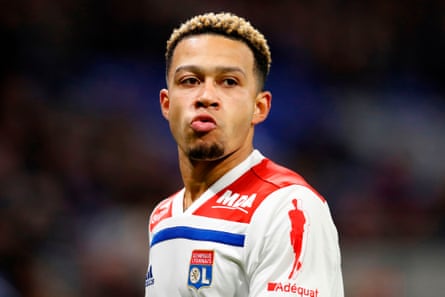 Memphis Depay Is A Big Club Player With A Small Time Attitude Ligue 1 The Guardian