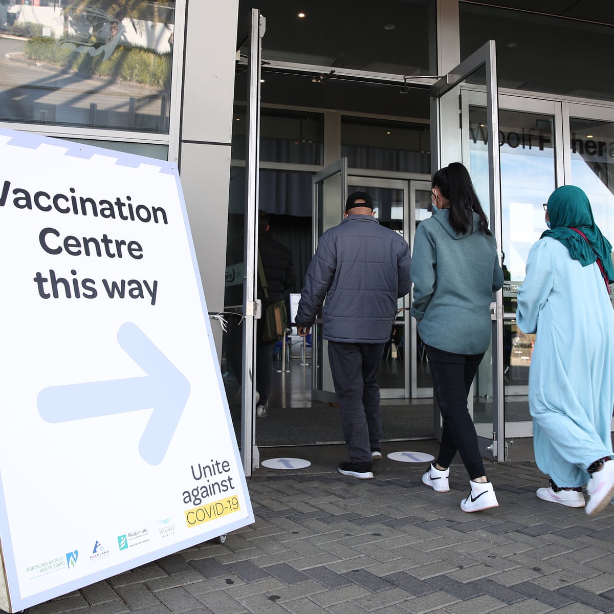 New Zealand authorities investigate claims man received 10 Covid