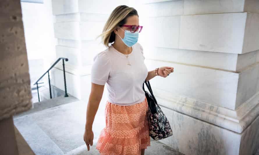 Senator Kyrsten Sinema has proved elusive for constituents. ‘We don’t cognize whether Sinema volition support us,’ 1 Arizona-based campaigner said.