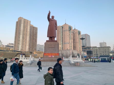 Mao Zedong statue, Dandong