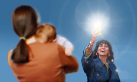 How to talk to your family and friends about not posting photos of