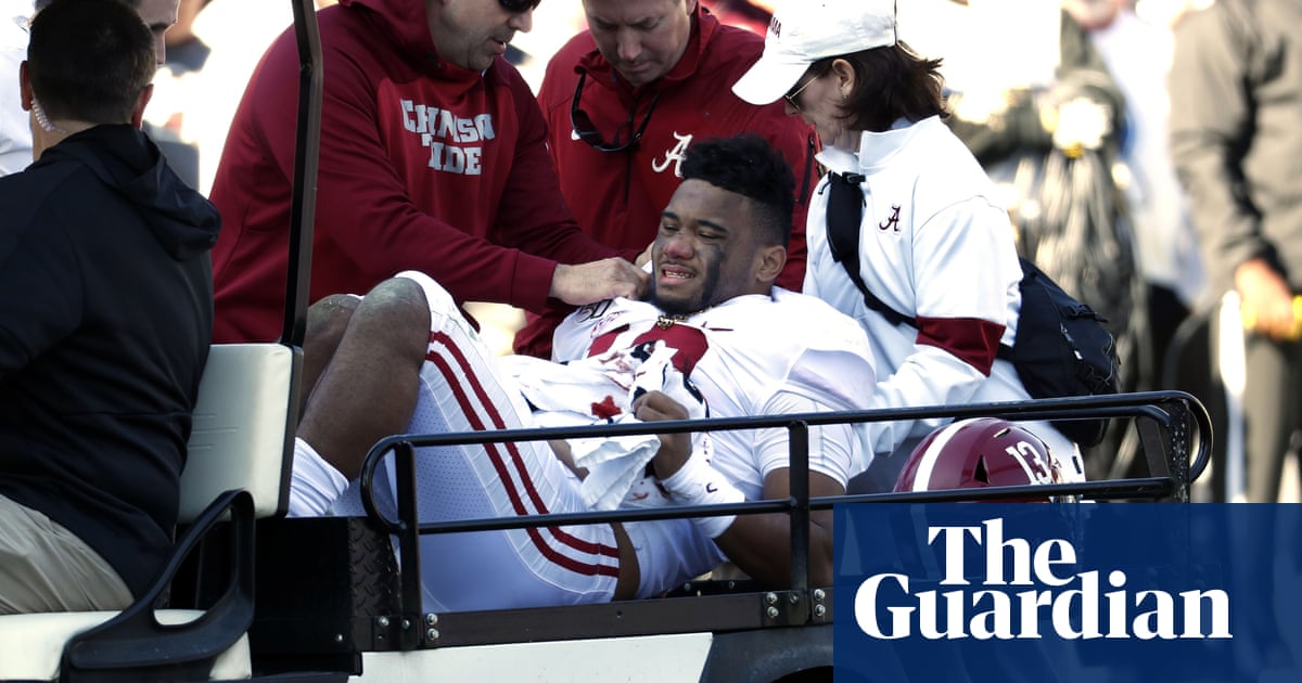 Alabama star Tua Tagovailoa airlifted from stadium after very serious injury