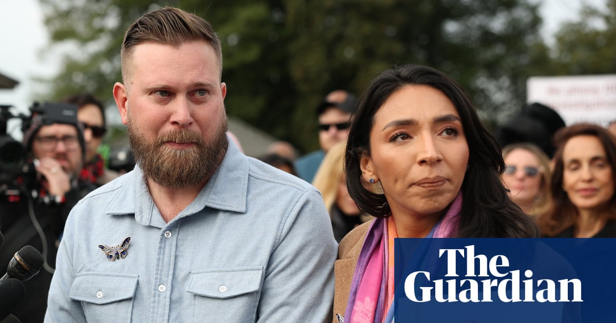 Western Australian police to review response to Virginia Giuffre domestic violence dispute