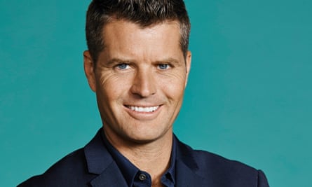 Chef Pete Evans Criticised For Trying To Sell 15 000 Light Device To Fight Coronavirus Coronavirus Outbreak The Guardian