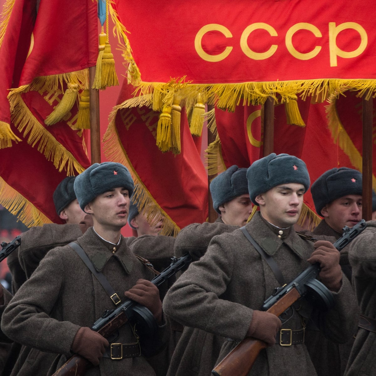 Soviet Parade Lenin soviet-parade-lenin