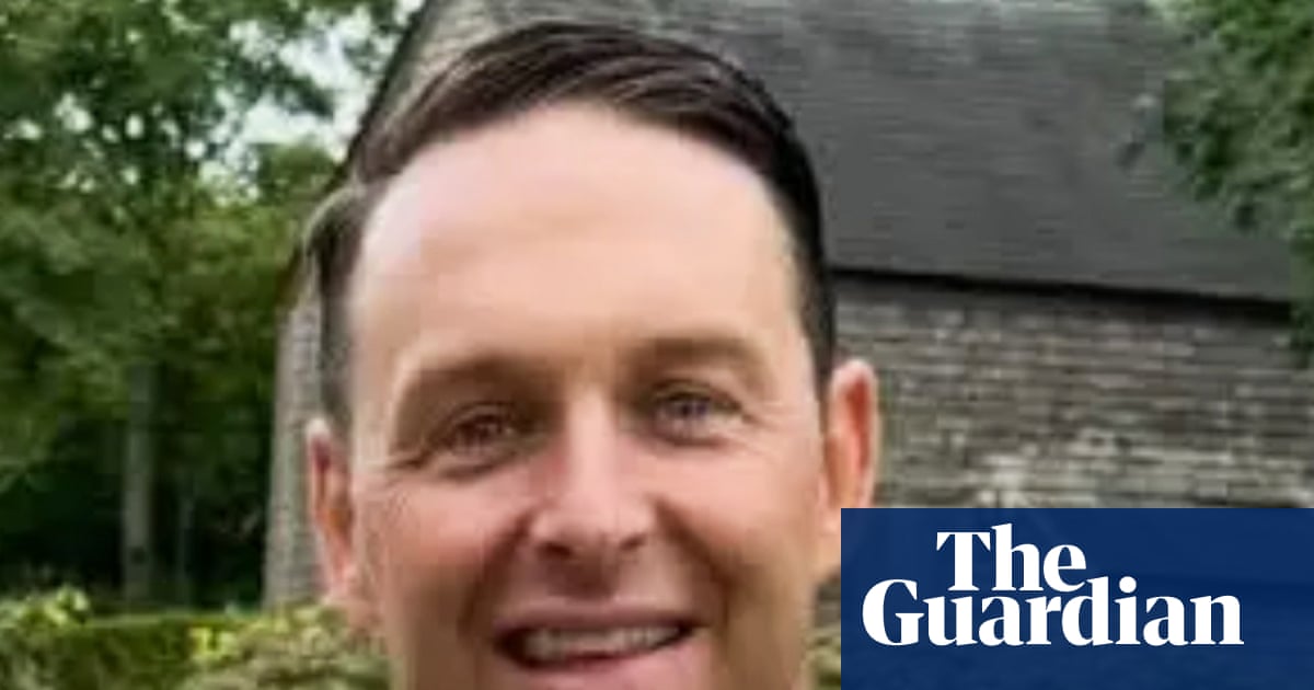 ‘His last gift’: father dies saving two of his children from drowning off Florida coast ‘His last gift’: father dies saving two of his children from drowning off Florida coast