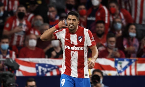 Luis Suárez strikes as Atlético Madrid push Koeman closer to