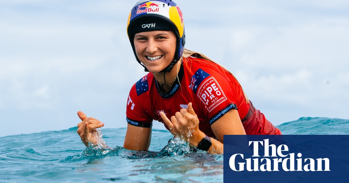 Australia's Molly Picklum scores near-perfect wave but falls short in Trestles Pro final