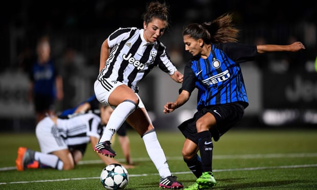 Katie Zelem, left, playing for Juventus against Internazionale after her surprise move from Liverpool to Italy.