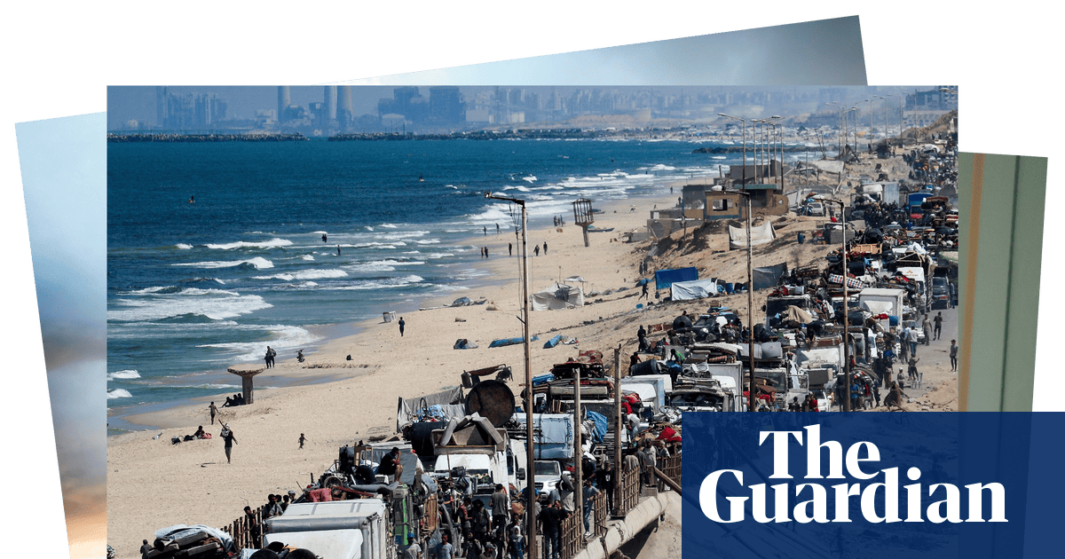 Palestinians flee Gaza City and funeral procession in Nepal: photos of the day  Tuesday