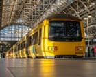 Bee Network: Manchester introduce un sistema di pagamento contactless su treni, autobus e tram entro il 2026