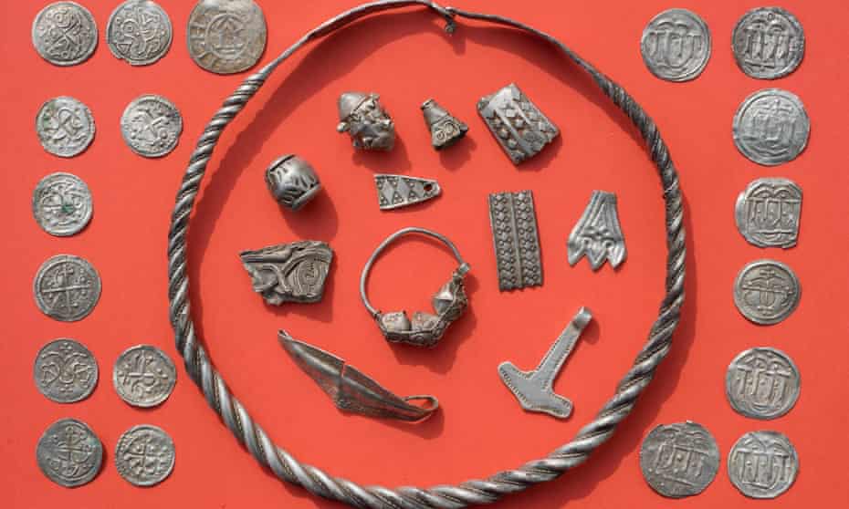 Part of the hoard linked to Bluetooth, the Danish king who reigned from around AD958 to 986. 